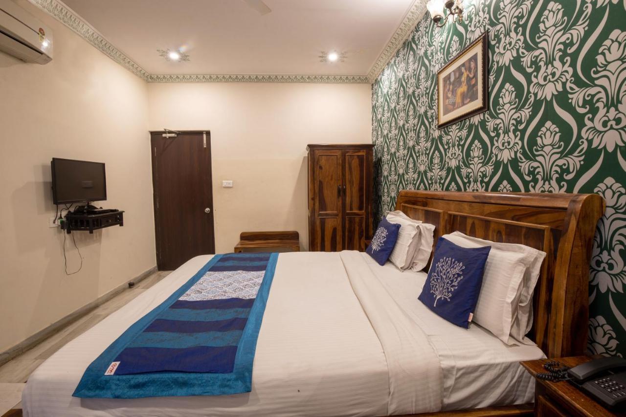 Hotel Royal Pratap Niwas Udaipur Dış mekan fotoğraf