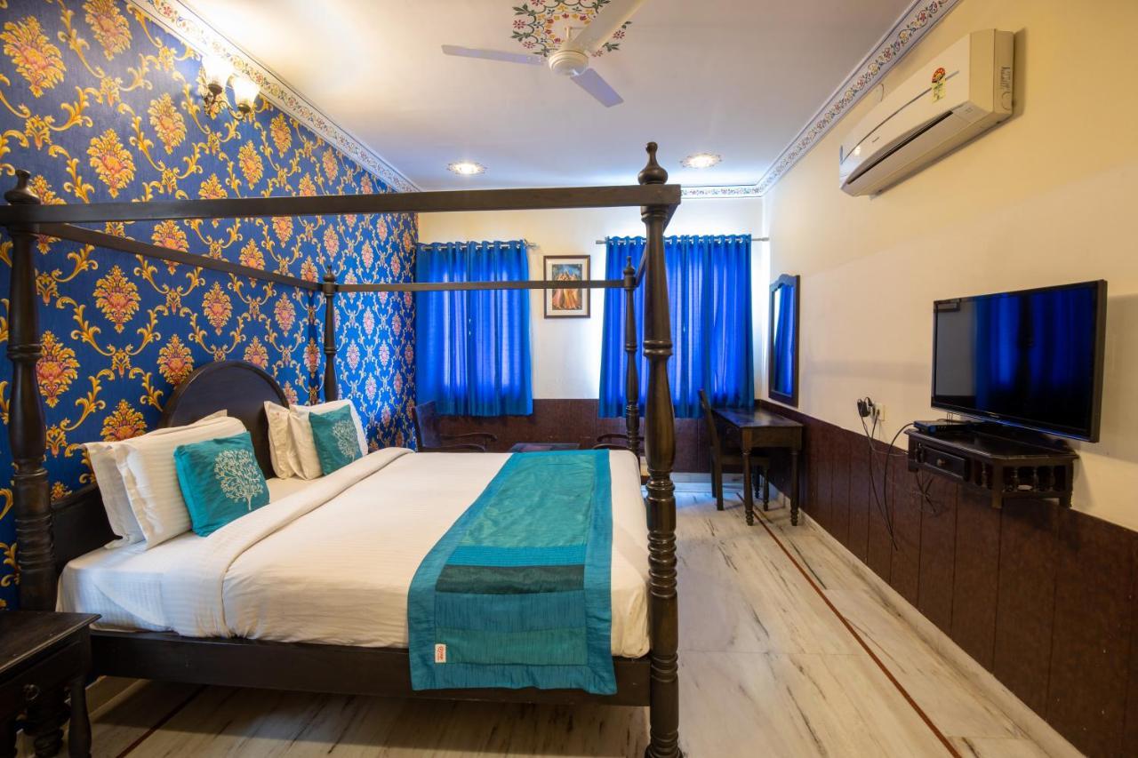 Hotel Royal Pratap Niwas Udaipur Dış mekan fotoğraf