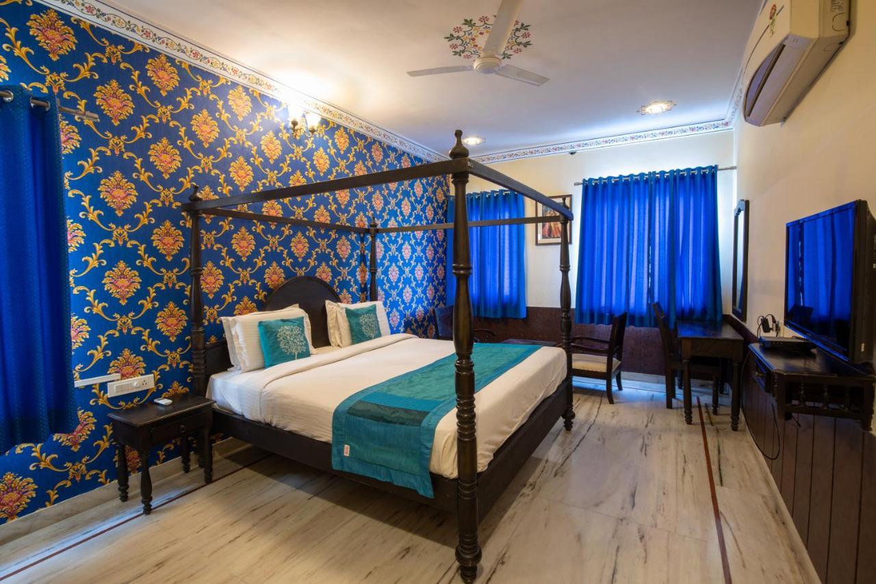 Hotel Royal Pratap Niwas Udaipur Dış mekan fotoğraf